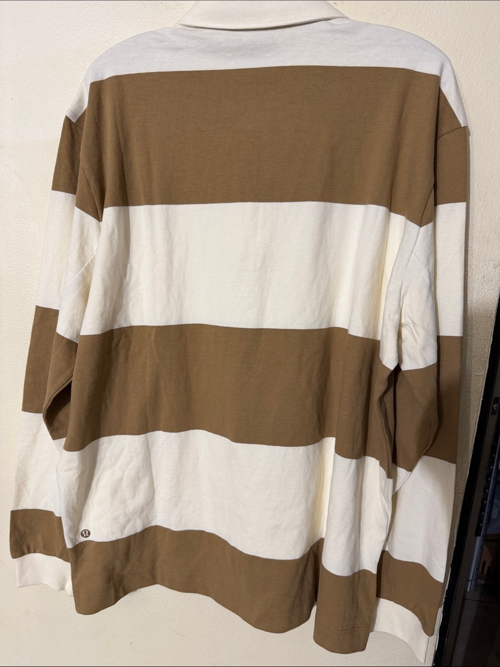 Lululemon-Long-Sleeve Cotton Rugby Shirt-Wide Stripe Camel Brown Coconut Ivory - Picture 8 of 9